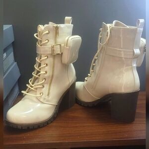 Women boots